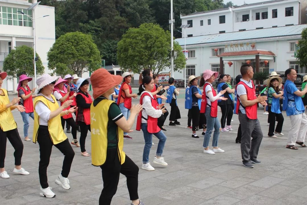 【新时代文明实践】三峡移民民宿培训班的学员
