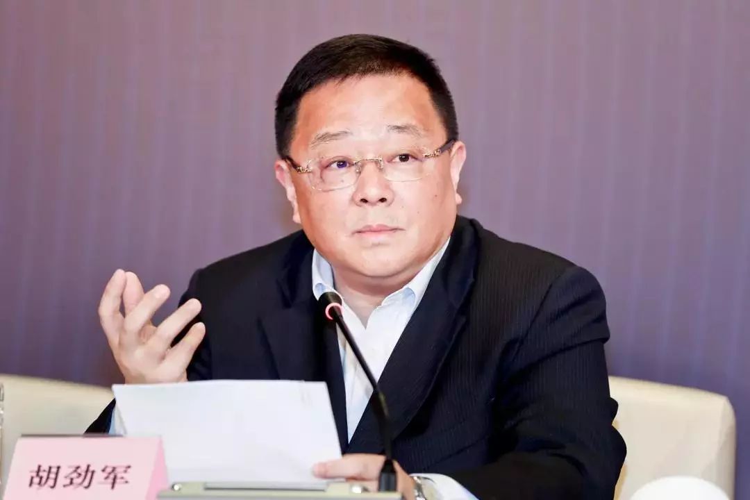上海市委宣传部副部长,上海市电影局局长