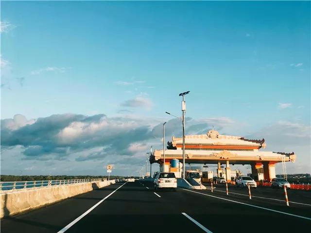 收费站最新消息 9fc4a2ce514541208ca09ba227fe6372.jpeg