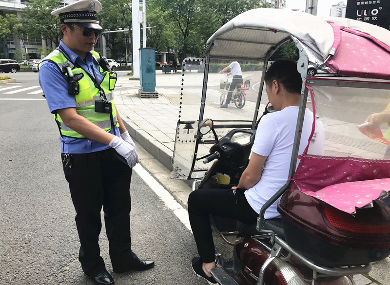 常德交警四大队:违法驾驶人