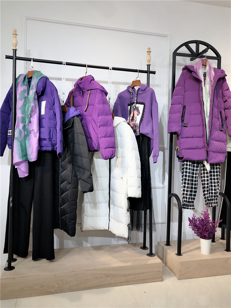 怎么卖二手大牌衣服 b0121bdb5ca943a79a1662d91946dee8.jpeg