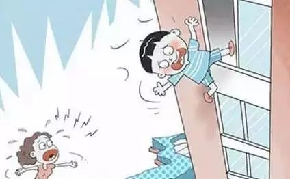                     揪心！荆门一名4岁男孩从7楼窗户坠下！家长们这些千万要注意…