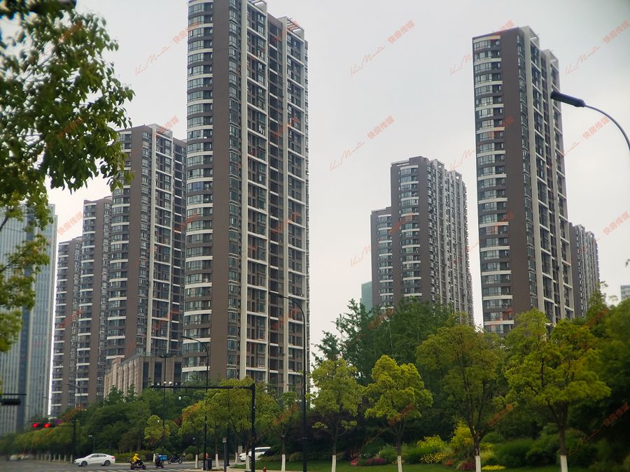 钱江世纪城回迁房小区 摄/许晖