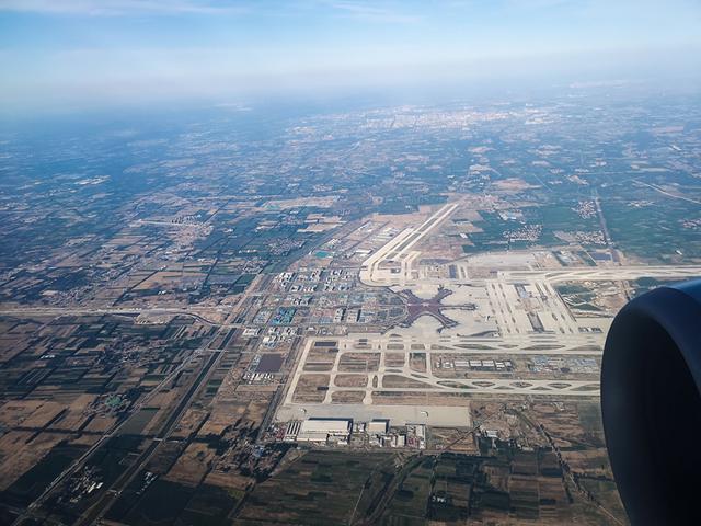 俯瞰北京大兴国际机场鸟瞰犹如外星基地