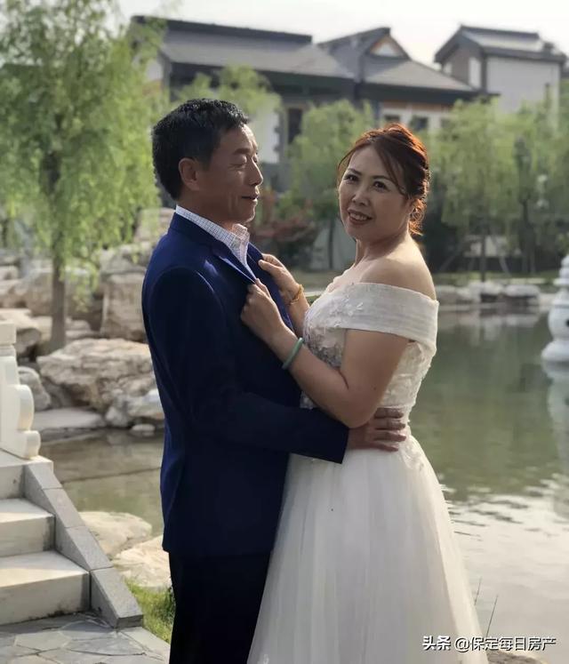 最美婚纱视频_最美婚纱(2)