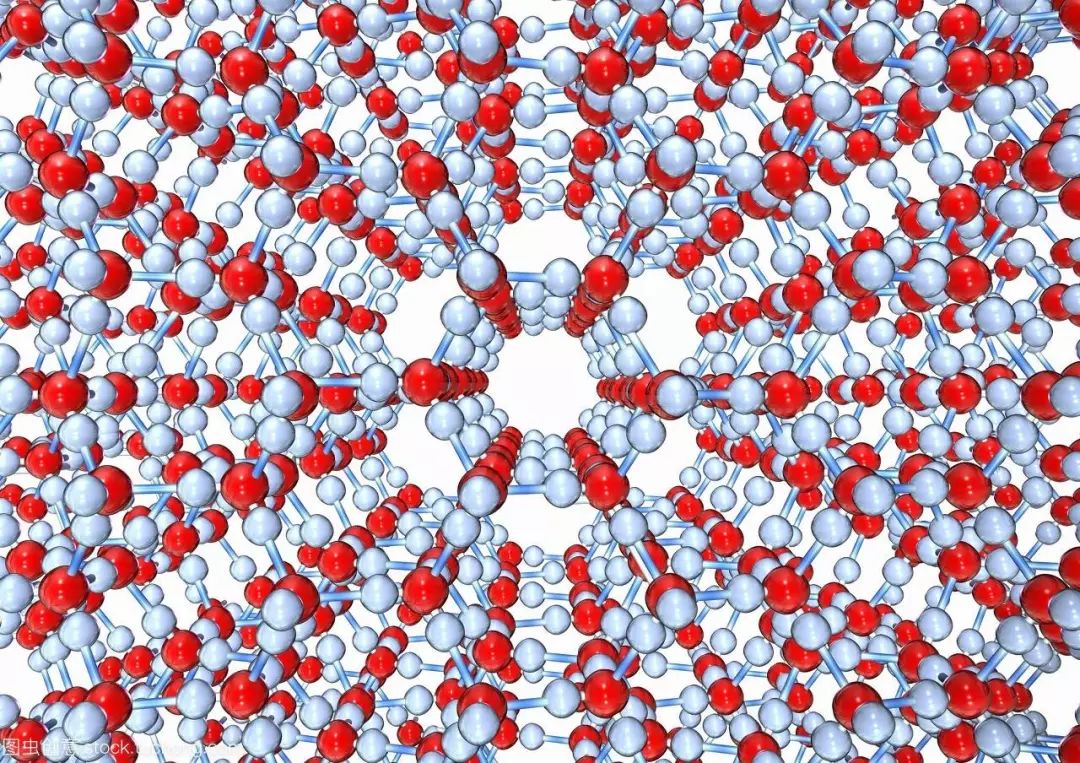 在冰中,1个水分子通过氢键与其他4个水分子相结合,这4个水分子就恰好