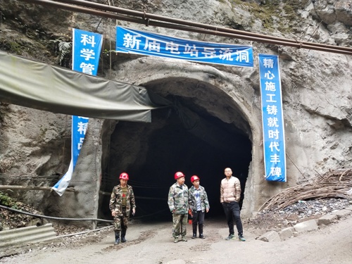牛山镇人口_剑阁县元山镇常住人口