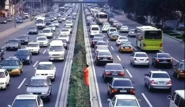 09fbab815b54439497eadc35bc97c60b.jpeg