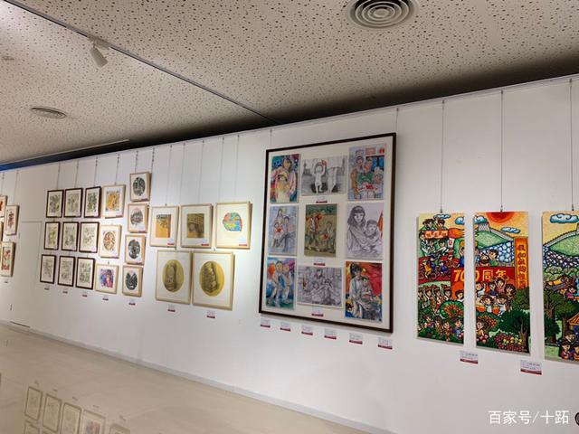 "我和我的祖国"西城区第三届七彩梦想学生艺术作品展六一展出