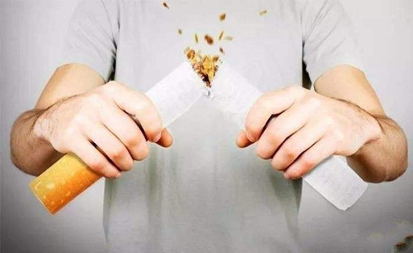                     原创            二手烟对孩子的危害到底有多大？看完你就知道了