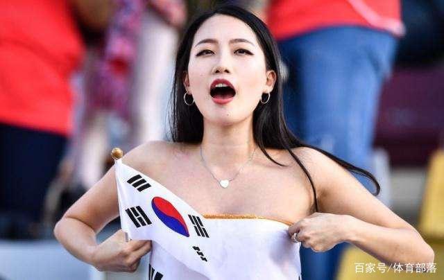 国内网红自拍身材 30ffdbb5dc254e78a93623f8e2ed70ea.jpeg