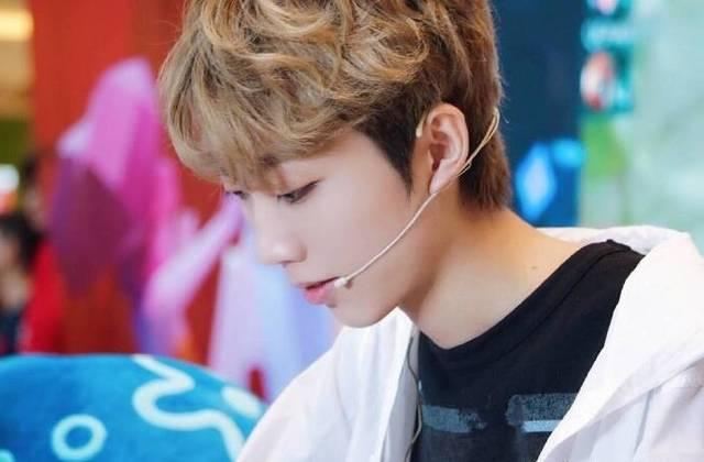 梦回孤影，未婚之我，在友人皆孕的梦境中寻觅自我