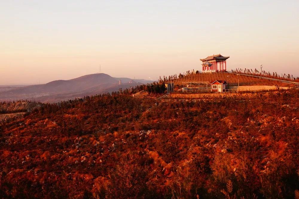 峰峰最适合看日出的地方 来看看南响堂山拍下的日出美景