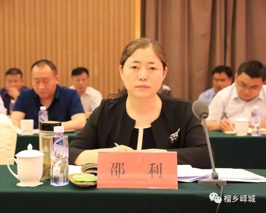 新神秘国王改昵称,耳朵乐了
