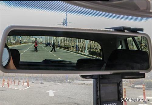 老司机开车为什么不剐蹭 7a92e42e4a8641dc9e76e5cbeab61fd5.jpeg