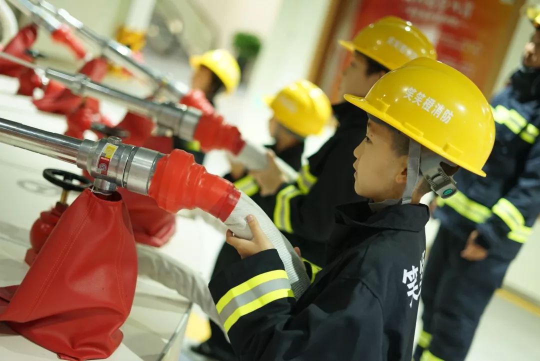 小主播安全零距离今天我是小小消防员
