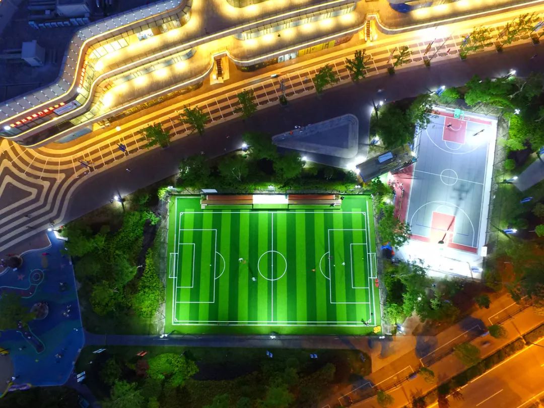 顾村高颜值足球场即将启用现役上海女足明星球员现身6月2日fb青少年