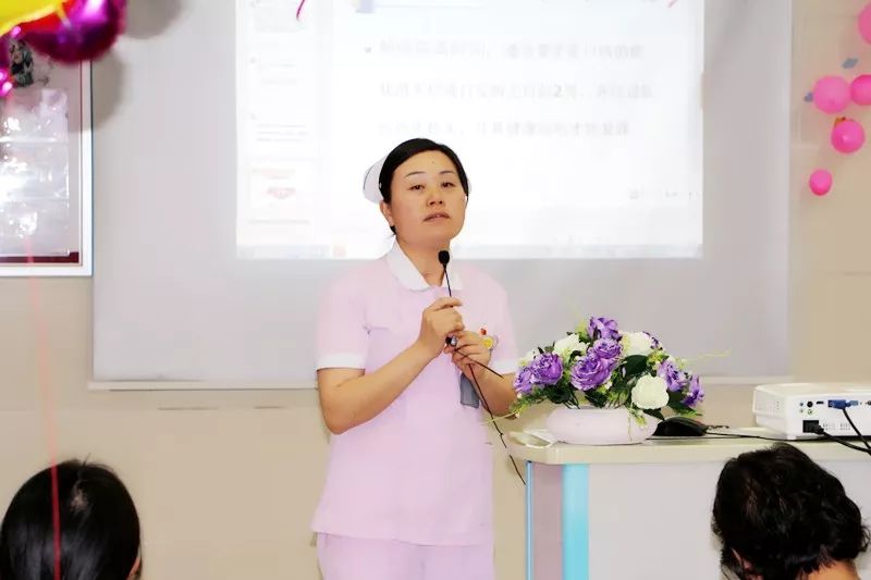 儿科主任杨明菊院长朱海政致以节日问候儿童节快乐六一儿童节,宝宝更