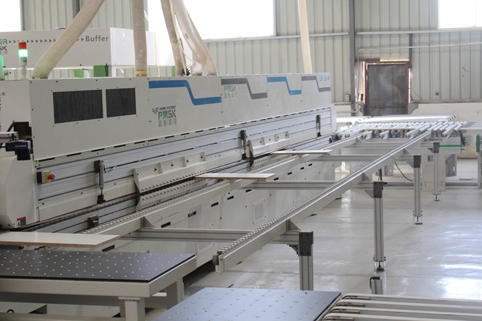 板式家具工业40生产线现代化无人生产工厂