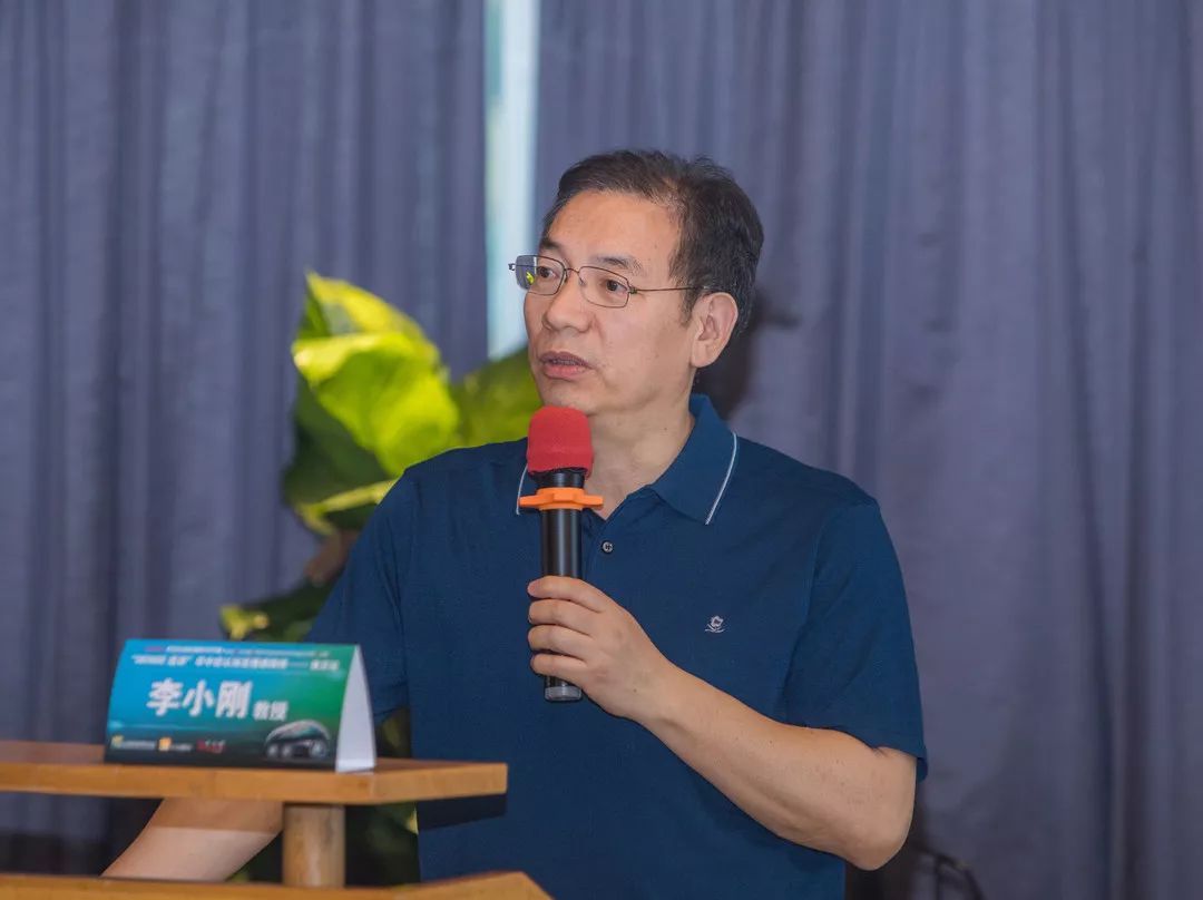 李小刚:脑血管病和眩晕的诊治眩晕是头晕的一个亚型,定义为运动的一种