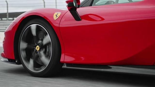 laferrari的继任者?法拉利 发布 sf90 stradale,专治各种不服!
