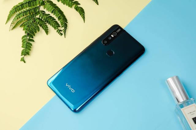 vivo S1手机，设计与科技的完美结合