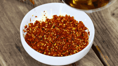 怎样做红油 f38b11c8b4a74174808daabde03b44a6.gif