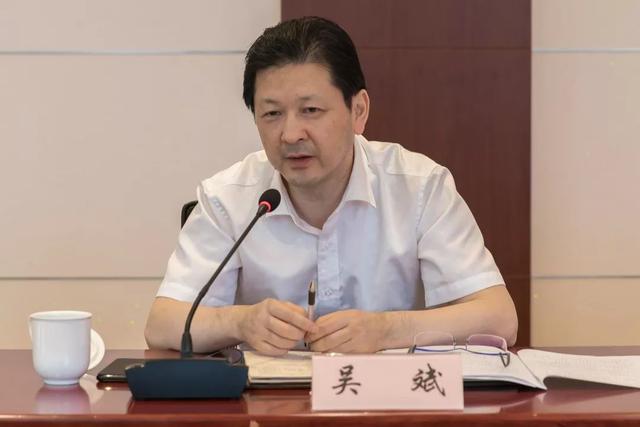 持之以恒促发展腾笼换鸟焕活力闵行区副区长吴斌一行赴马桥就产业资源
