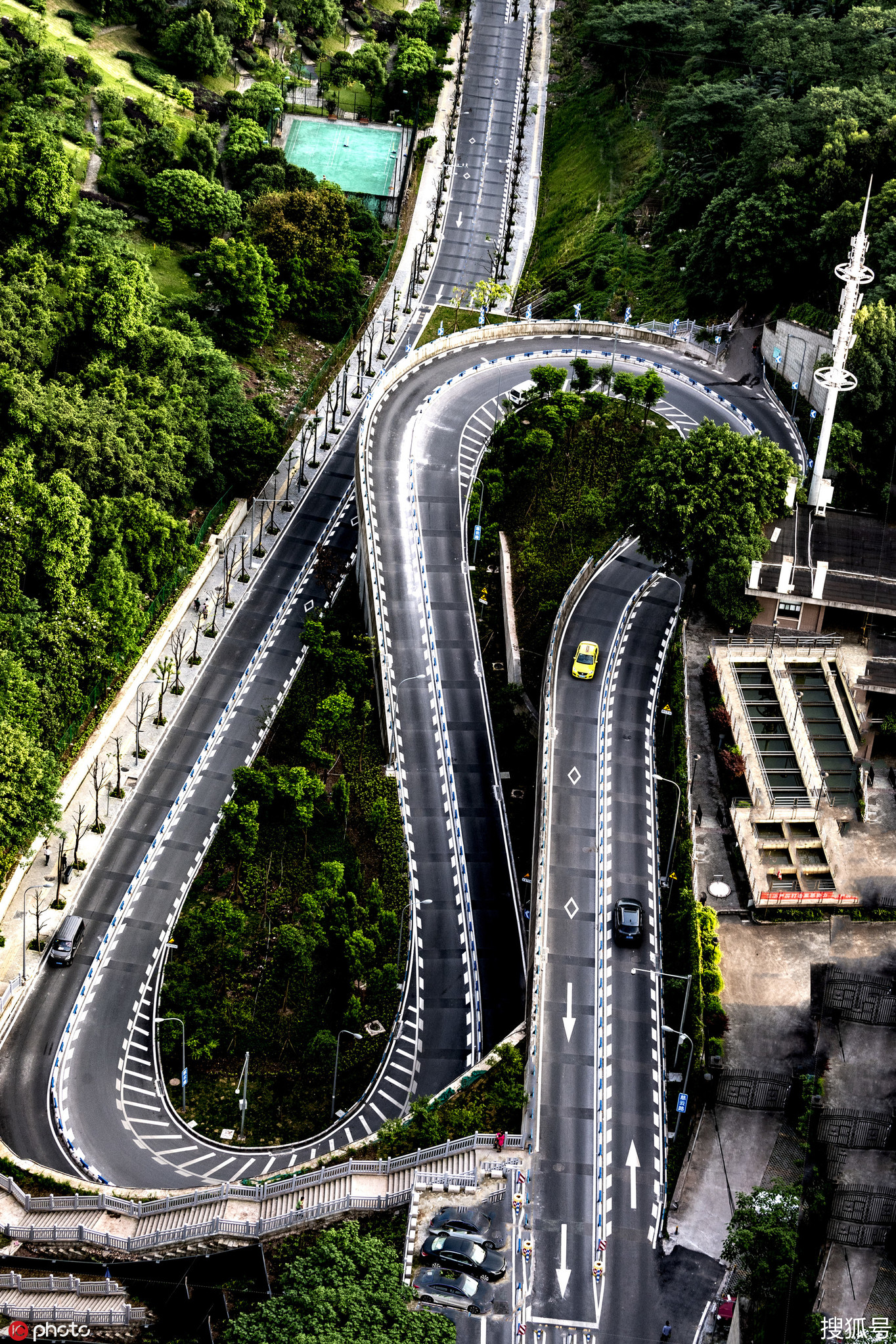 重庆南岸新晋网红公路慈云路绕得你眼花缭乱