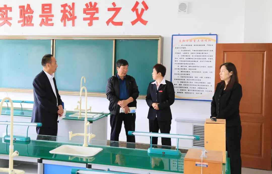 饶河农场中学与饶河县一中校际交流活动