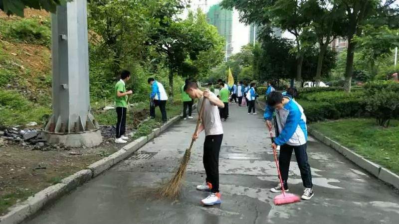 中专生就是社会垃圾