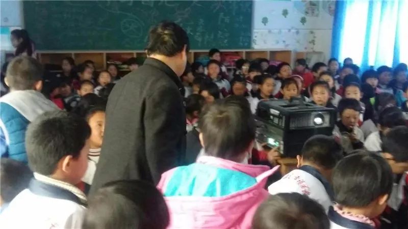 校园教育电影 1a65bc4942a54aff8e104dbf9e84e72c.jpeg