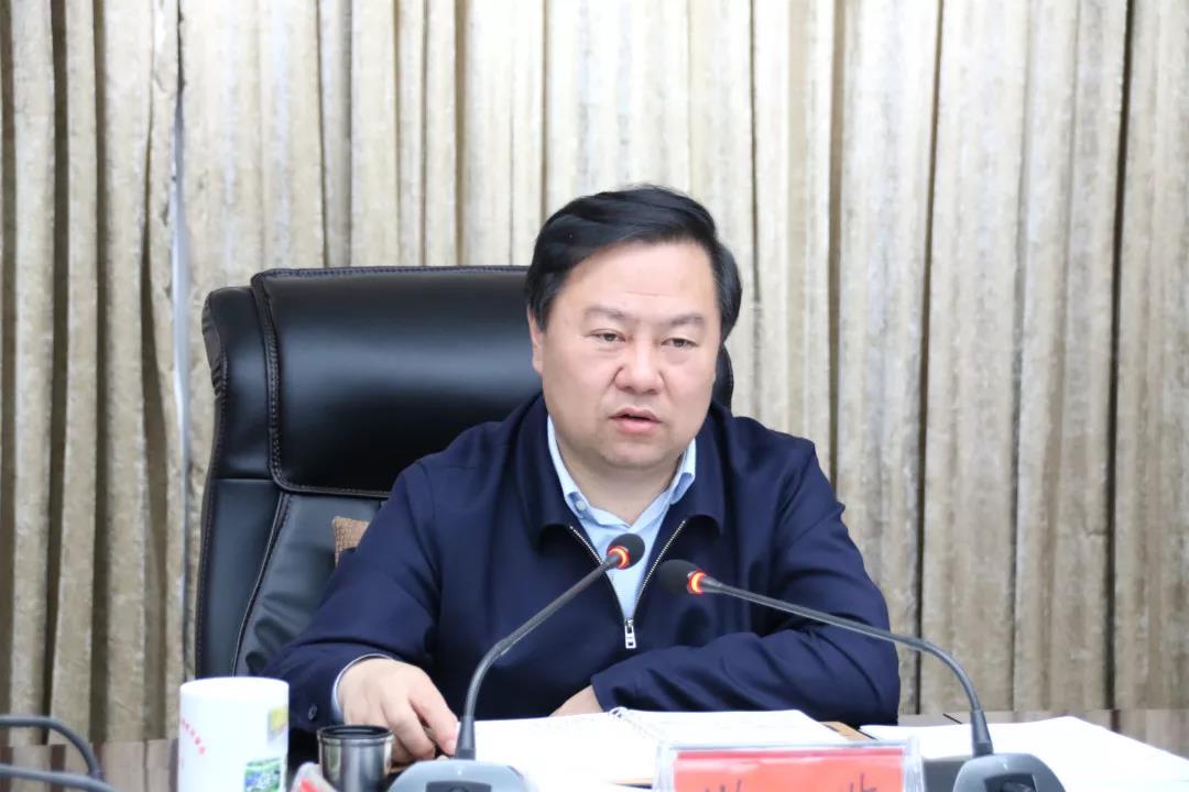 明水县召开2019年第十六次县委常委会议