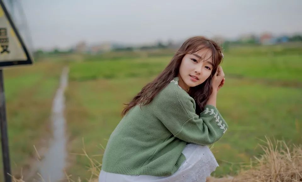 女接什么成语_成语故事简笔画