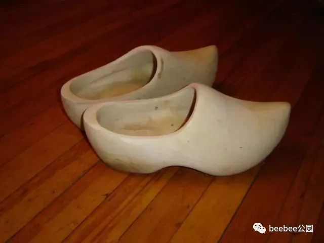 点击图片看原样大小图片