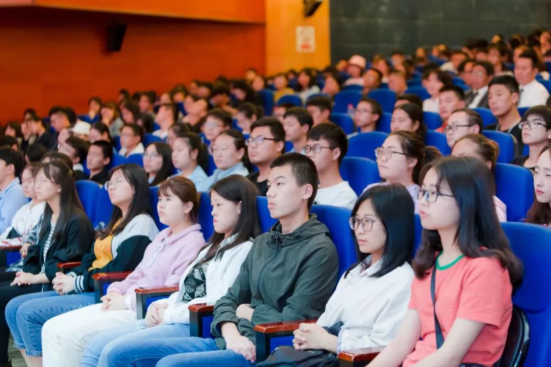 乐山师范学院2020年_乐山师范学院共青团、学生会改革交流会(2)