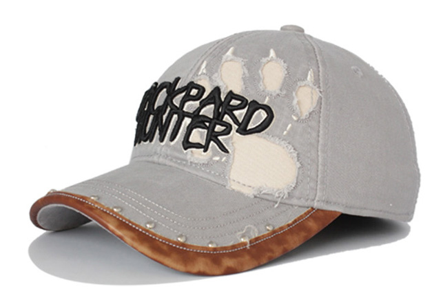 帽子品牌排行榜_戴帽子的男生头像动漫(2)