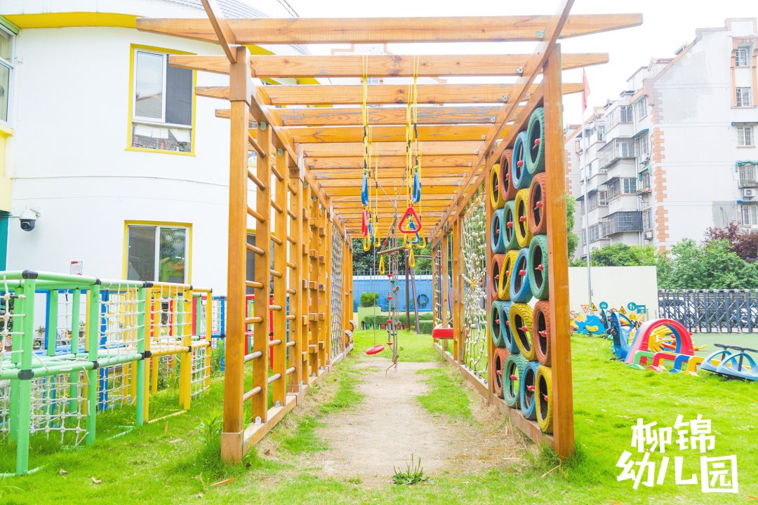 柳锦幼儿园继承创新了张雪门先生的行为课程理念,不断探索新行为课程