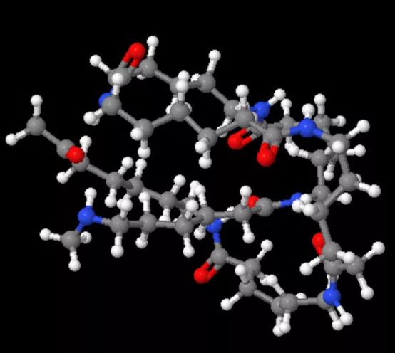 我们都知道塑胶是一种高分子材料,分子链长,分子量大,它有一条很长的