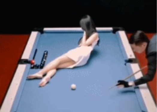 [20200224搞笑gif]：好久没有去打台球了，现在的玩法那么高级吗-BB姬