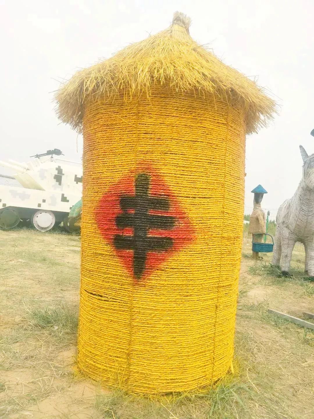 生活场景中五谷丰登的粮仓