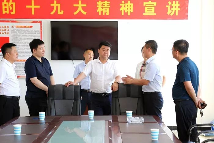 要闻县委常委组织部长关晟到首山镇调研