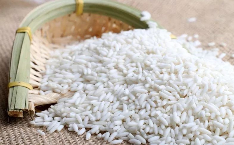 糯米要泡多久 98dc8a5f51c14405bc88bbf9df6017a1.jpeg