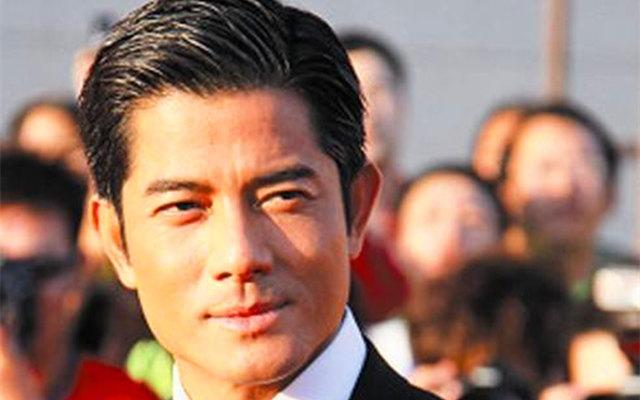 原创苏有朋整容失败成反面教材?网友:不知道咋想的,以前多帅啊