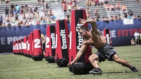 学会看懂各类健身比赛之二crossfit综合健身