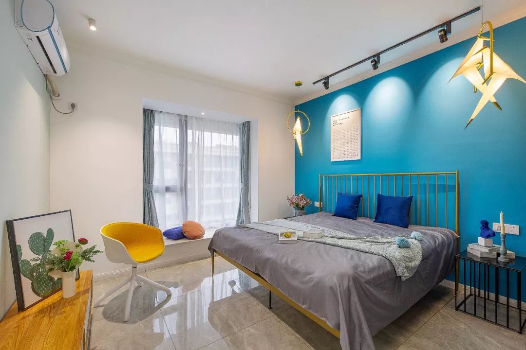 怎么装饰房间好看蓝色系 ae41b0d3bcf64a9ca0b8ef4ef04bdeed.jpeg