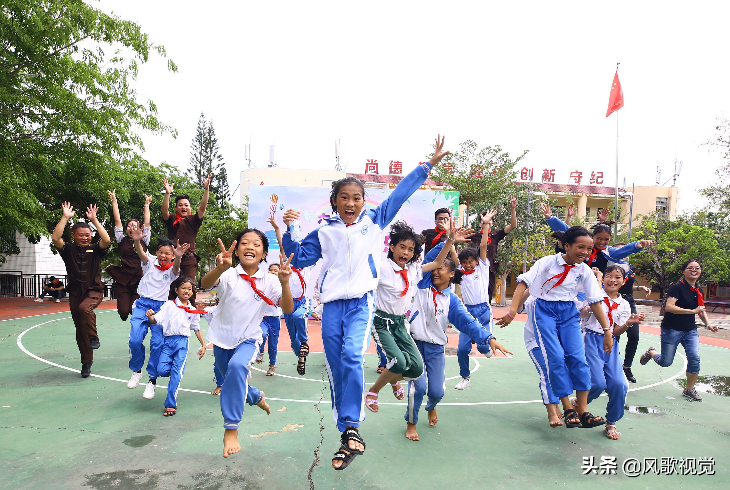 三亚希望小学迎六一 童心童趣乐翻天