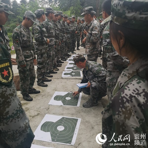 贵州松桃圆满完成基干民兵军事训练