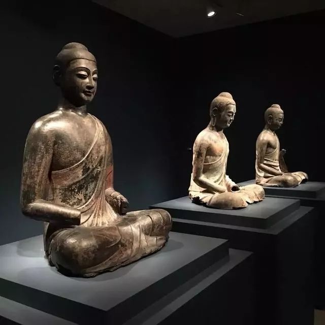 全美仅存的3尊隋唐彩绘漆金夹纻佛_佛像