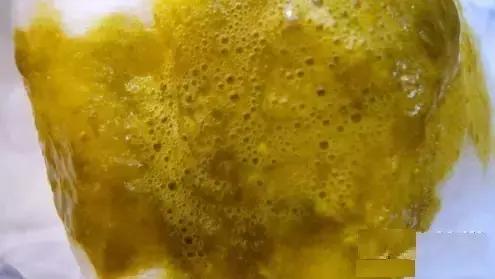                     奶瓣、绿便、腹泻、便秘...宝宝的各种便便真图全解！建议收藏~